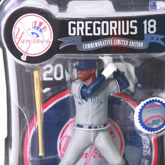 Didi Gregorius 6" Baseball Figurine by Imports Dragon as a New York Yankee - Picture 3 of 6